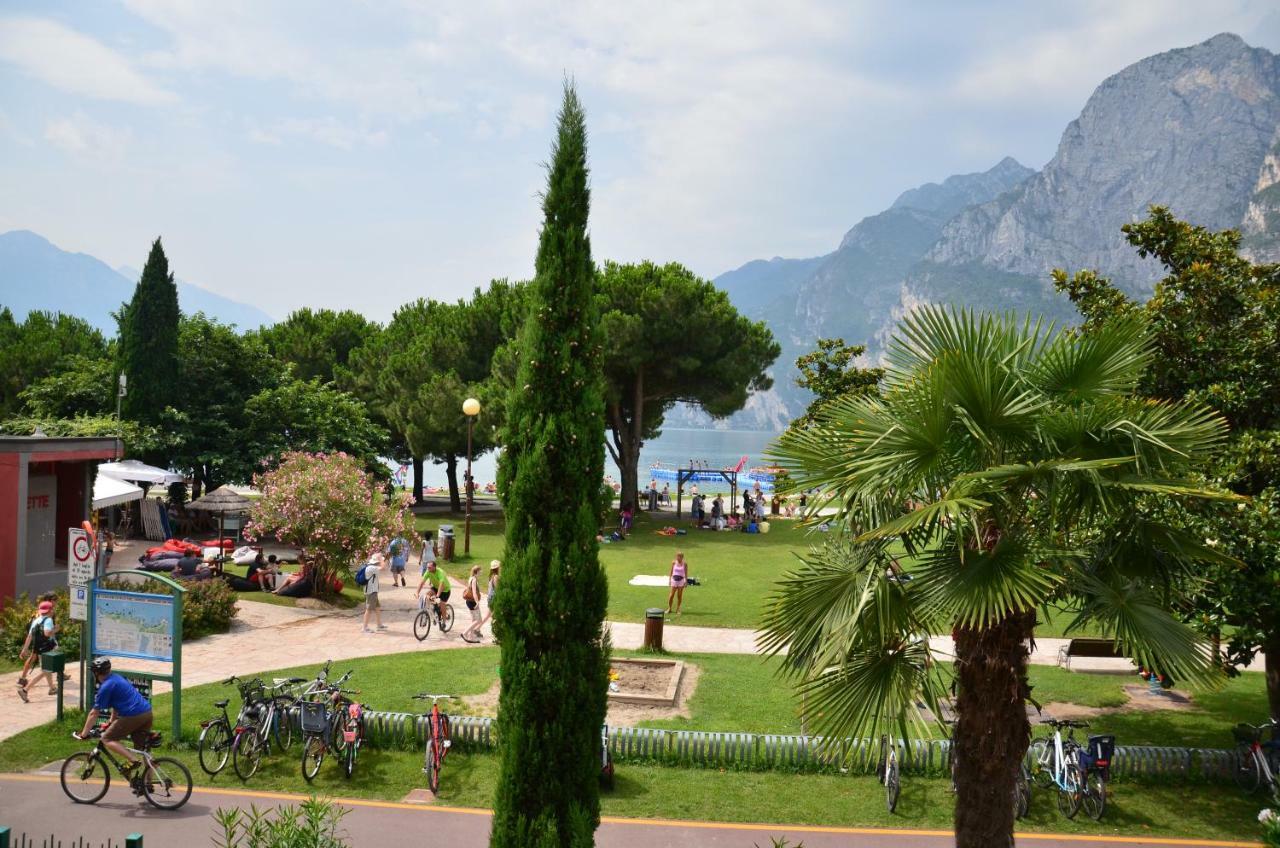 Club Nautico - Phoenix Studio Lake View Apartment *